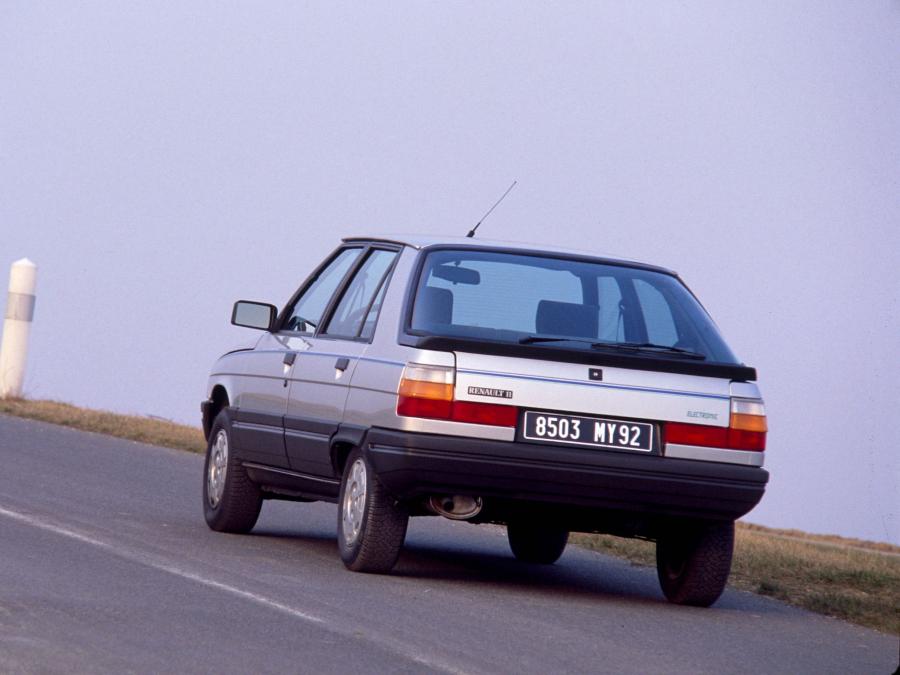  Renault 11 TSE 1981 года  (фото 4 из 6)